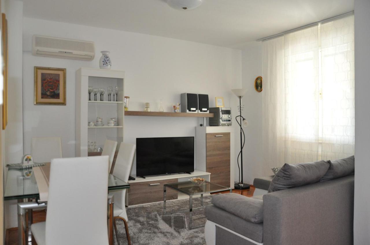 Apartmaji Stamcar 이졸라 외부 사진